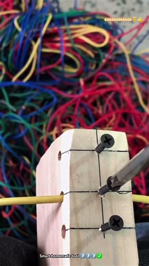 SMART HOMEMADE TOOL : Splitting electric cables 🛠️