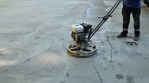 Worker Using Self-leveling Power Trowel Machine Stock Footage Video (100% Royalty-free) 1100154493 | Shutterstock