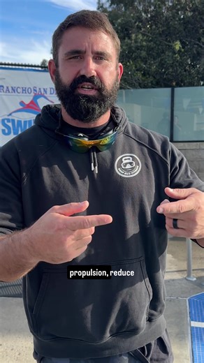 Increase Flow, Reduce Drag if you want to be efficient and confident in the water, these principles are paramount. And of course, F.R.E.E. DEF Co-Founder @primetime discusses the approach we teach at Deep End Fitness. Leg Action: What your lower body is contributing to the movement (treading, frog kick, freestyle kick etc.) Arm Action: What your arms contribute to the movement (freestyle pull, key-stroke pull, treading arm-action etc.) Body Position: This refers to the alignment of your head, sh