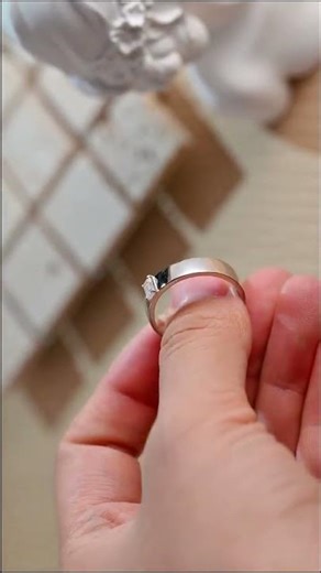 Emerald Moissanite Diamond Claw Prong Solid Gold Wedding Band