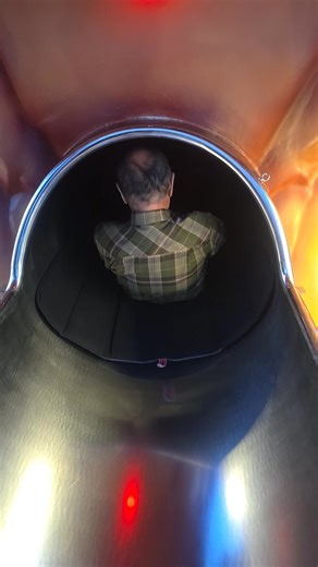 Neka shtuamani 🤣 | Stephane Edouard Andre