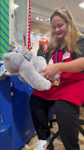 Build Holiday Traditions at Build-A-Bear Workshop!