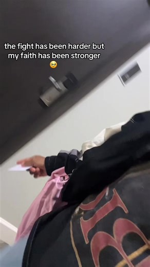 crying out to God be the best because when no one knows God knows , silent battles can be defeated & breakthroughs can happen 👏🏽 . dad ii love you , ii love you & I love you im so sorry ii won’t get too see you one last time but ill always make you smile while you watching over me , get your rest 🤍 #support #singlemom #fyppppppppppppppppppppppp #tiktokagorithm #fyp