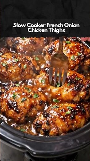 Slow Cooker French Onion Chicken Thighs