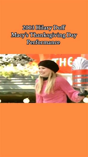 NOSTALCHICKS ™︎ | Nostalgia Community 🥳 on Instagram: "In honor of Hilary’s new music coming out 🧡 Here’s a throwback to her Macy’s Day parade performance #nostalgia #nostalgic #macys #macysthanksgivingdayparade #hilaryduff"