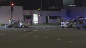 PD: 1 killed, 1 hospitalized in hit-and-run crash in Phoenix