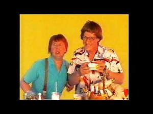 Pulttibois - Yrpä ja Illu - Nukenvaunut