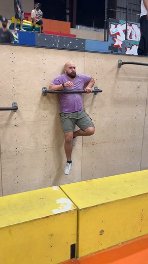 That’s a crazy box jump | gorillaman_parkour.aim