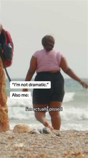 When the hostel is so bad you simply must take to the seas. Throwing back to Loaded in Paradise. Stream all the episodes now on CTV.ca and the @CTV app. #loadedinparadise #realitytv #imthedrama