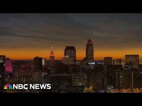 Timelapse videos show darkness of solar eclipse totality in Texas, Ohio