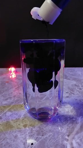 Flower magic trick 🪻 #shorts