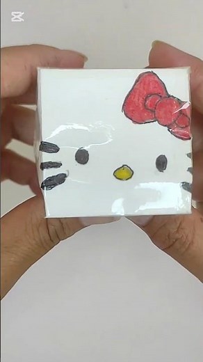 ハローキティの紙スクイーズの作り方 ✂️📄💕ハローキティ, 紙スクイーズ, スクイーズ, 手作り, DIY, 工作, 折り紙, かわいい, ASMR, スクイーズ作り, 紙おもちゃ