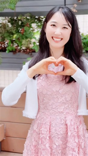 Japan's pride: The beautiful vegan housewife Mami