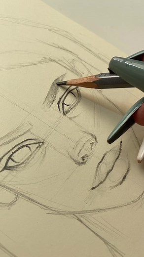 Drawing a Face Step-by-Step with Pencil Techniques