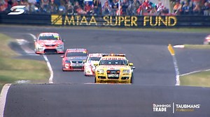 436K views · 5.8K reactions | One of the most suspenseful Bathurst finishes in history!  The last 10 laps from 2009 is proudly brought to you by Bunnings Trade Australia, powered by Taubmans Australia Professional range available now at Bunnings. | Supercars | Facebook