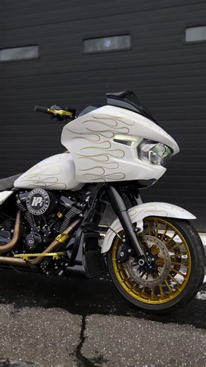 THE DYNA DUDE on Instagram: "2025 road glide $35,500. 136hp/134tq. 1200 miles. Financing available. 117” Tman 216 cam S&s oil pump and cam plate S&s lifters Screaming eagle push rod tubes Screaming eagle adjustable pushrods Boosted Brad push rod tube collars Thundermax ecu (Tman performance tune) Horsepower inc breather Trask transmission cover Stealth exhaust OG risers Slyfox bars Boosted Brad levers Thrashin grips Trask chain drive Alloy art cushdrive Complete Crossthread cycle gold foot contr