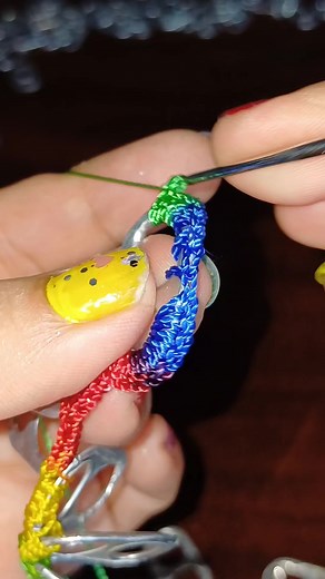 Tutorial.... pronto #tutorial #partner #crochet #bolso #creacionesberita #beritacrochet #reciclando #recicla #moda | Berita Crochet