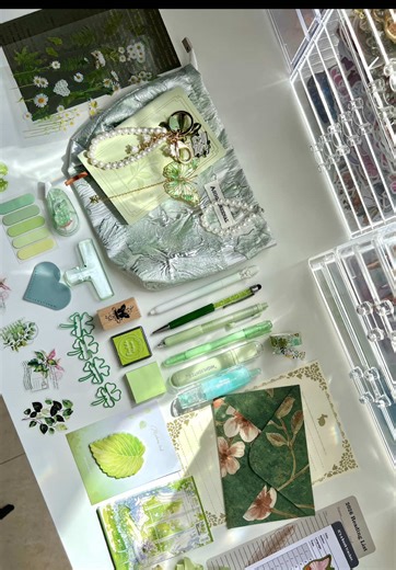 A little spring moment on my desk 🌿 butterflies, soft greens, and stationery for slow journaling days. #stationery #desksetup #journaling #springaesthetic #stationerylover