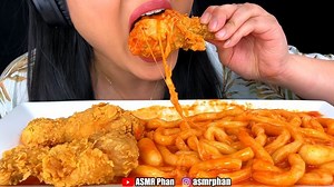 ASMR Phan on Instagram: "ASMR EATING SOUNDS. Fried Chicken, Spicy Saucy Tteokbokki and Cheese filled Rice Cakes! This is such a delicious combo. The noodles were so long fat and chewy LOL. The sauce is sooo good!!! Cooking clips at the end of the full video. For the full video link is in the bio. . . . . . . . #asmr #asmreating #asmrsounds #friedchicken #asmrcommunity #cheesy #Popeyes #spicynoodles #letseat #mozzarella #Tteokbokki #spicy #kfc #noodles #asmrvideo #shrimp #kimchi #asmrtingles #che
