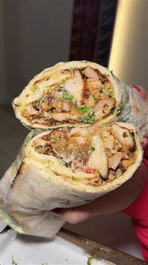 The AKBARI KEBAB NAAN ROLL from Mumbai Dreams in Nyack, NY is 🔥🔥🔥! Who’s hungry?? #DEVOURPOWER