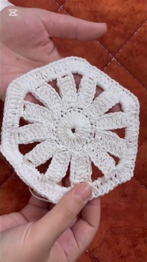 Easy crochet hexagon