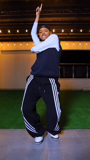 Quincy_icon on Instagram: "Dancehall nice again😍 @pyro_techs this one is too sweeet🔥 #groovefunandvibez #theforceke"