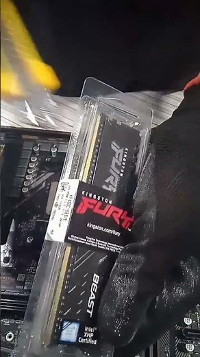 KINGSTON FURY BEAST 8GB DDR4 3200MHZ RAM