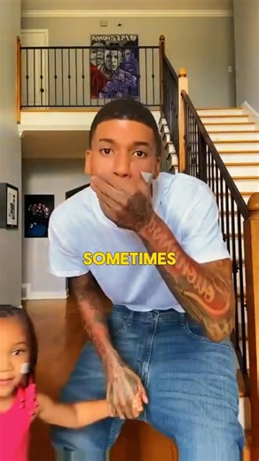 NLE Choppa Brings His Daughter On Stage 😳