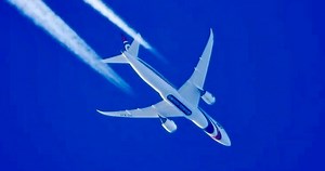 Biman Bangladesh Airlines above 40000 feet | Famous Aviation