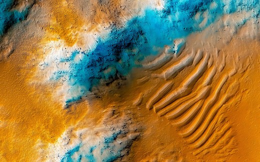 Unstructured Data Examples, Applications & Use Cases | IBM