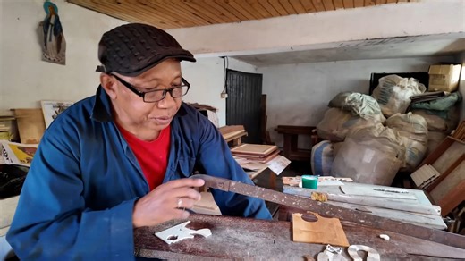 Traditional Malagasy marquetry kept alive in Madagascar highlands