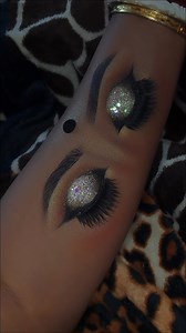 Beautiful Eye Makeup In My Hand.... | Soma's Makeover