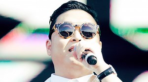 Weird “Hologram Concerts” Allow K-Pop Artists To Transcend Space, Time