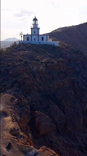 Akrotiri Lighthouse - Santorini, Greece 🙂🇬🇷