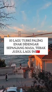 10 Lagu Turki Paling Enak Didengar Sepanjang Masa — versi yang bikin hati adem, baper, romantis, dan ketagihan 🎶🇹🇷 Musik Turki itu punya karakter yang khas: melodinya dalam, liriknya puitis, dan emosi penyanyinya itu… bikin lagu sederhana terdengar megah. Kalau kamu mau mulai masuk ke dunia musik Turki, ini 10 lagu yang wajib banget kamu dengar. 1️⃣ Aşkım Benim – Mustafa Ceceli Lembut, romantis, dan bikin senyum sendiri. Cocok buat yang lagi jatuh cinta 😌 2️⃣ Gül Rengi – Mustafa Ceceli Easy 