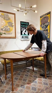 JOURNAL STANDARD FURNITURE 名古屋店 on Instagram: "【AROS ROUND TABLE】 直径90cmのコンパクトなサイズ感から、 4人掛けが可能な130cmのサイズに広げられるエクステンションテーブル。 普段は圧迫感があるのでコンパクトに使いたくても、 お料理をたくさん並べたり、時々作業をするときに、 広く使えるととても便利です◎ 天板の木目の矢羽根張りの表情や、 脚のデザインなども特徴のダイニングテーブル。 是非店頭でご覧になって見てくださいね。 ＿＿＿＿＿＿＿＿＿＿＿＿＿＿＿＿＿＿＿＿＿＿＿＿＿＿ JOURNAL STANDARD FURNITURE名古屋店 〒460-0008 愛知県名古屋市中区栄3-6-1ラシック5F OPEN 11:00-21:00 TEL ：052-211-9304 mail ： jsf-7602@baycrews.co.jp . #journalstandardfurniture#journalstandard #furniture #interior #acmefurniture #acme #ジャーナルスタン