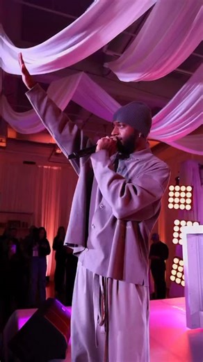 Jennifer Lamorna on Instagram: "When I first thought of creating a space without the social crutch of alcohol I never in a million years thought that I’d be lucky enough to find a team to create everything I imagined and more. Connection is so incredible when authenticity is at the center. Off The Rocks is officially a movement"