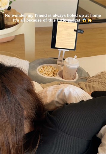 Create a Cozy Kindle Pillow Stand for Ultimate Comfort