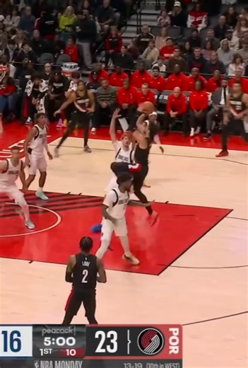 Epic Basketball Moments Featuring Mavericks and Trail Blazers