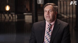 🚨 Investigating Crimes 🚨 Interviews and interrogations can make or break a criminal case. It can bring justice for the victims and their families or lead to a guilty person walking free. In 2016, #JSO Detective Harold Chapman was assigned to the Homicide Unit where he put in long hours and hard work assisting St. Johns County Sheriff's Office. During this interrogation, he sat with suspect Steven Murray and used verbal tactics which led to a confession and the location of the victim’s body. #T