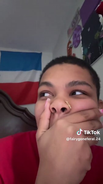 so sorry to everyone pending a stop drop flow, i have been practicing (sporadically) but it just hasn’t been in my heart to record lately 😗 hope the beginning of 2026 has been treating you well 💖 #flowmie #raver #ravegirl #edmtok