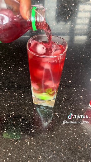 Lets make some raspberry ice tea for the kla heat 🥵. #icetea #mocktail #sobriety #raspberry #tea #fyp