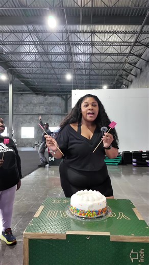 Mind Right Body Life isn’t just about working out together it’s about creating a community for us to thrive & grow together 🫶🏽🫶🏽🫶🏽 #accomplishmentcake2025