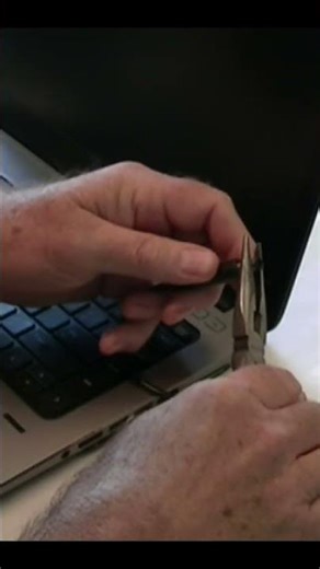 Loose Computer Cord Repair Hack #computer #loose #electrical #hacks #diy