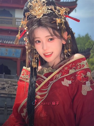 创意发型展示与抖音流行趋势