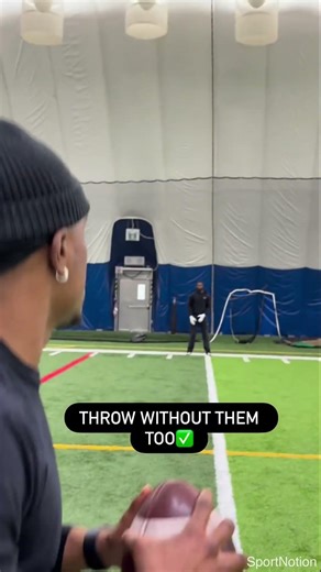 Make Throwing Look EFFORTLESS! ✨ #NFL #FootballShorts #QBMechanics