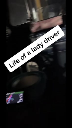 Life of a lady driver at times #fyp #trucking #truckdriver #wtf #trucker