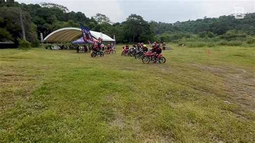 The RFS Off Road Training Camp is here to help riders go beyond their limits by focusing on safety, control, and skills that make every ride more enjoyable. We dedicate this video to our lady riders who joined on Day 1 and proved that off road is for everyone. From tackling obstacles to gaining confidence, this is only the beginning. Our gratitude goes to Head Coach Anthony Solar, who showed us how much we can achieve by taking the fundamentals seriously and applying them on the trail. RFS | Mak