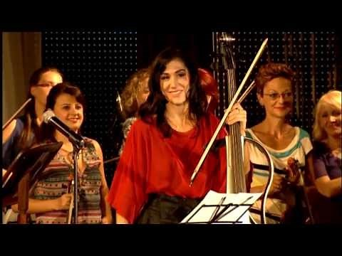 Ana Rucner & Friends all toghether sings cover Malo je malo dana from Kod amidže Idriza