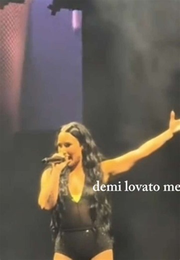~ demi lovato mentality. ~ I love her sm she’s so goofy 😂💕 #demilovato #xyzabc #mentality #edit #fangirl